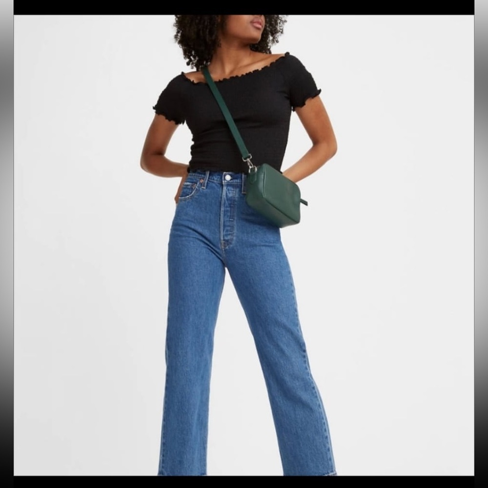 Levis ribcage straight jeans